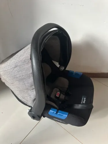 Bebê conforto para bebê marca Burigotto