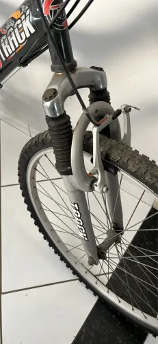 Bicicleta Track TB100 Aro 26 Full Suspension | Suspensão Dupla | 18 Marchas