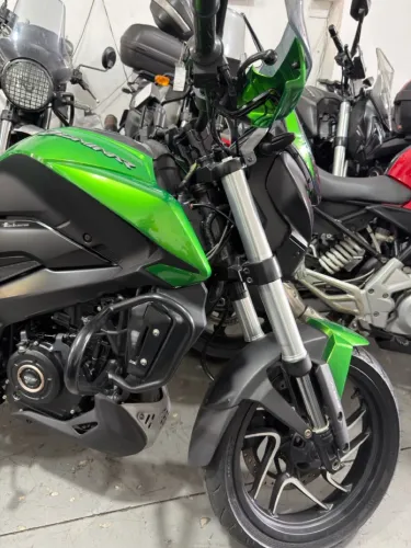 Bajaj Dominar 400(GONCALO MOTOS)já emplacada e transferida 