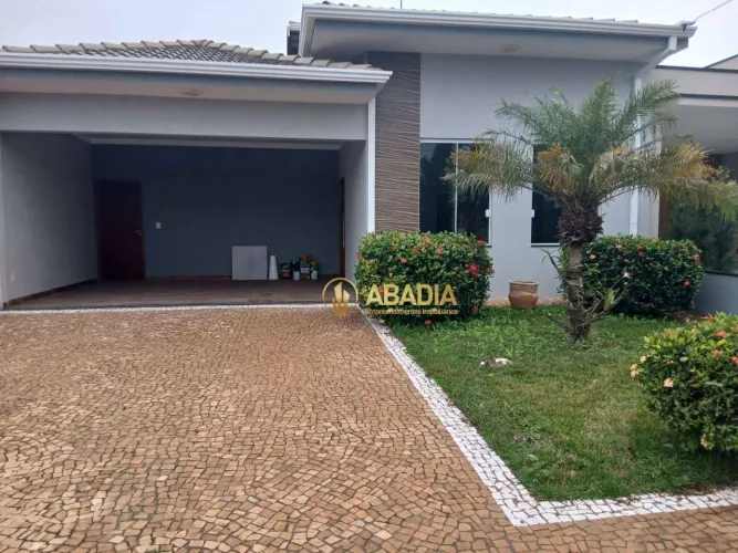 Casa em Condomínio em Paulínia