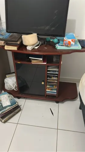 Rack com porta de vidro