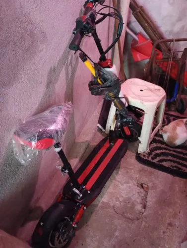 Vende se patinete elétrico
