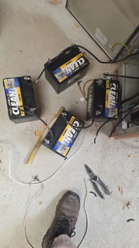 Baterias estacinaria moura clean 12v 33ah