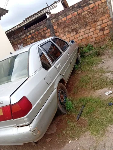 Volkswagen Santana 1.8 MI (álcool) 1999