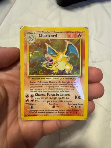 Charizard Holográfico Base Set 4/102 - Português