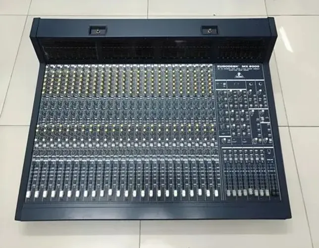 Mesa beringher mx 9000