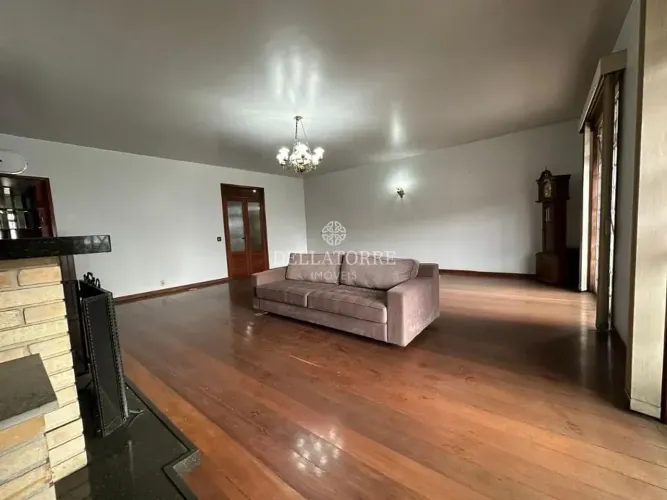 Casa com 3 dormitórios para alugar, 353 m² por R$ 8.572,00/mês - Várzea - Teresópolis/RJ
