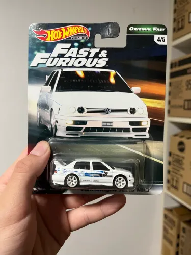 Hot Wheels Premium Velozes e Furiosos VW Jetta MK3 LEIA