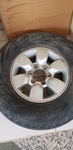 RODA ARO 15 - TOYOTA HILUX (estudo proposta)