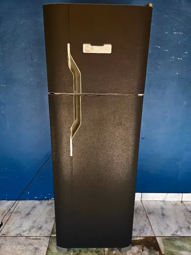 Vendo geladeira Electrolux