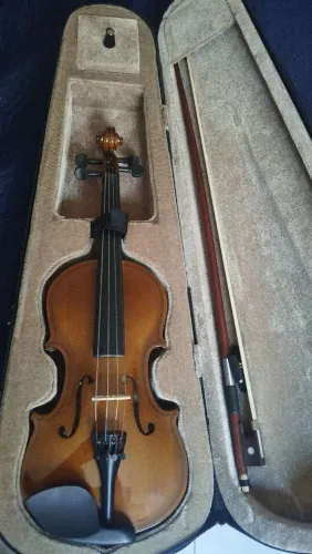 Violino infantil.
