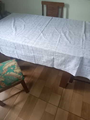 Toalha de Mesa Zara Home Made in Turkey Tema Natal e Ano Novo 