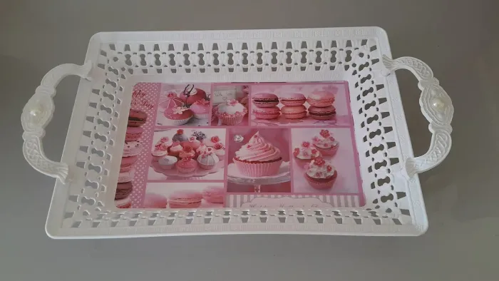 Cesta decor CUPCAKES.