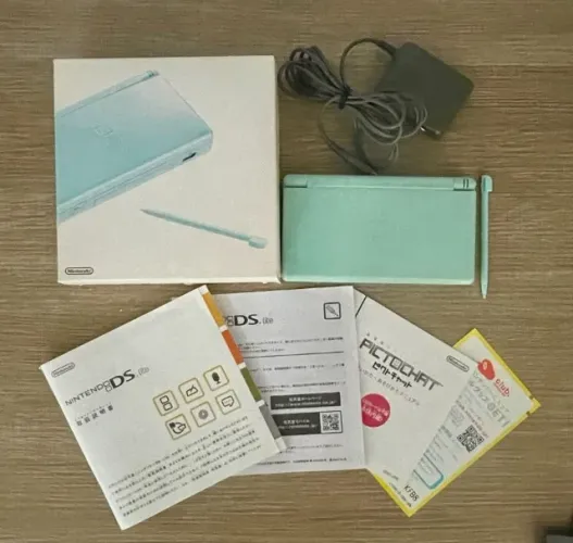 Nintendo DS Lite Ice Blue (Serial Batendo) - Completo na Caixa