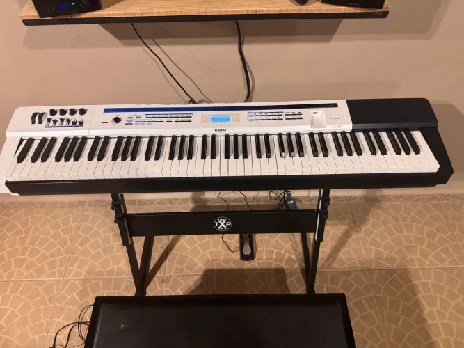 Piano Privia PX5s