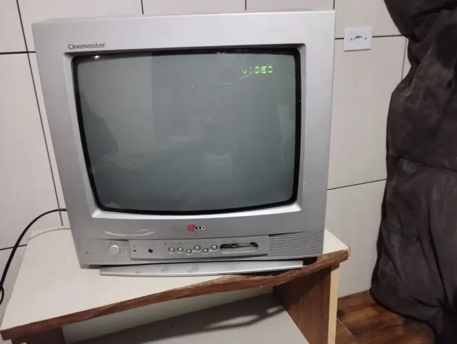 Tv Olg de tubo