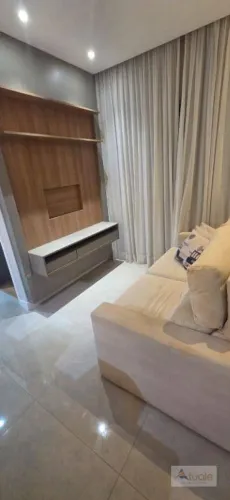 Apartamento com 2 dormitórios para alugar, 59 m² por R$ 2.810,00/mês - Condomínio Residenc