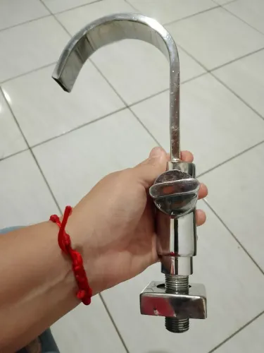 Torneiras Deca , 350 cada! Usadas.
