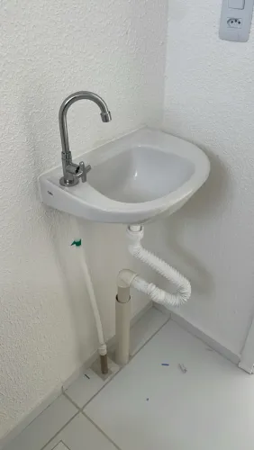 Apenas só venda Vaso Sanitário nunca usado e pia nunca usada