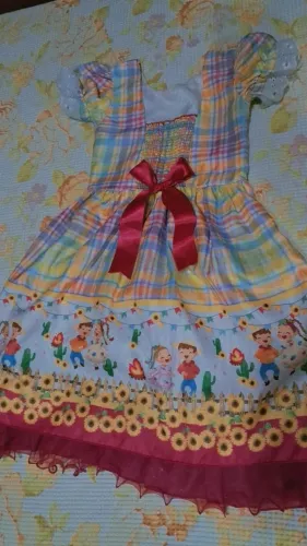 Vestido caipira de 4 a 11 anos