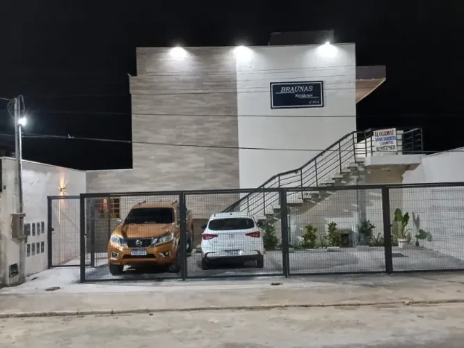 Alugo apartamento de 2 quartos na Praia do Francês