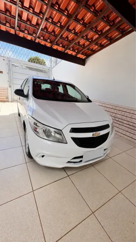 Chevrolet Onix JOY Hatch 1.0 8V Flex Mec. 4P 2018