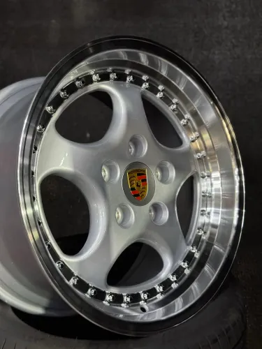 Rodas Porsche Gemballa aro 18 tala 8.5 e 9.5 furacão 5x130