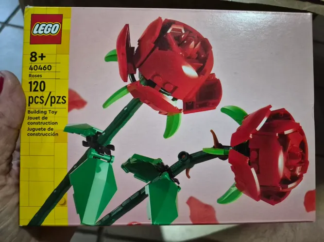 Lego rosa vermelha 40460 120 peças. Novo