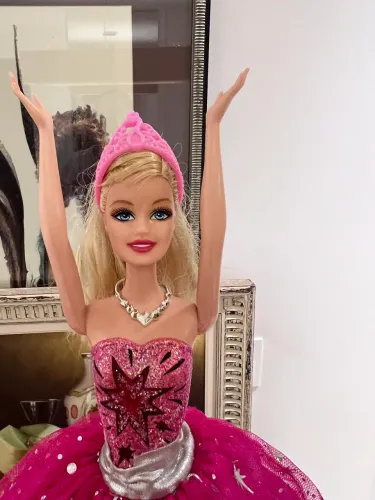 Boneca Barbie do Filme Moda e Magia