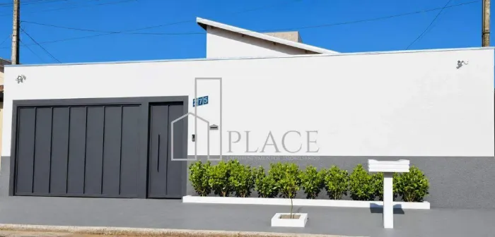 Casa à Venda no Jardim Monte Castelo com 3 Dormitórios s/ 1 Suíte em um Terreno de 360 M²