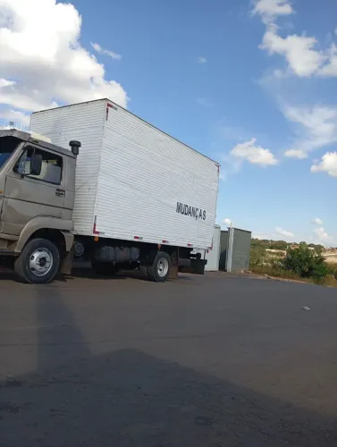 Caminhão 7110s motor MWM 229 turbinado de fabrica