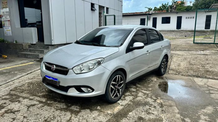 Imagem de Fiat Grand Siena Essence Dual. 1.6 Flex 16V 2014