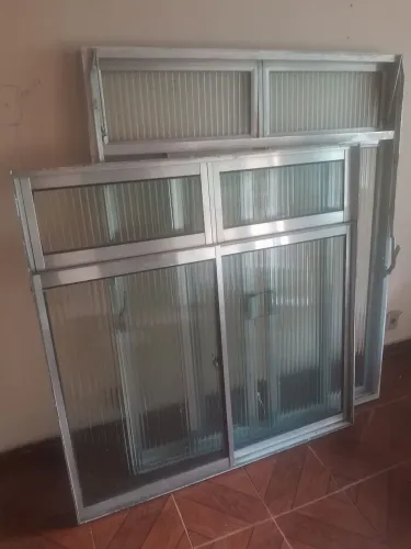 3 Janelas de Alumínio