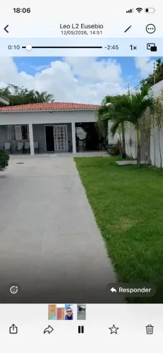 Excelente casa à venda no bairro Campo de Aviação, em Paracuru. Com uma área total de 420