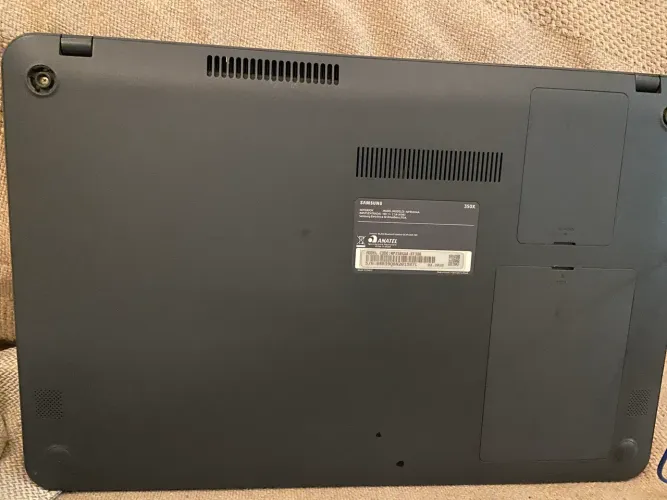 Notebook Samsung Intel Core i3 | 4 GB RAM | 119 GB de armazenamento | Windows 11