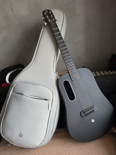 Violão Blue Lava Touch - Impecável e Completo