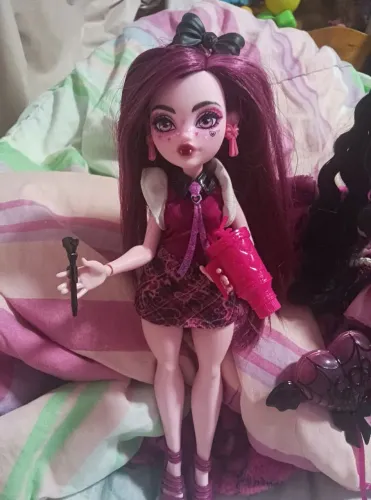 Boneca monster high Draculaura G3