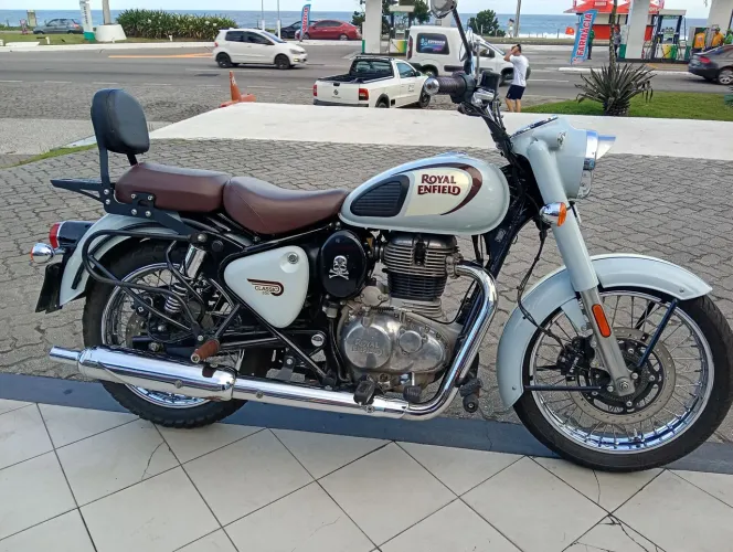 ROYAL ENFIELD METEOR 350CC CLASSIC HALCYON. 2024. KMS 33.500. EDSON