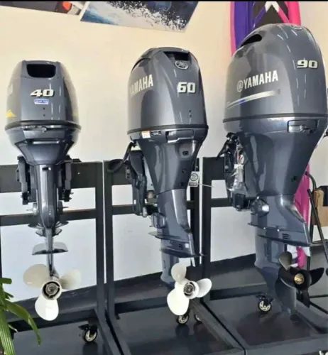 *MOTORES DE POPA YAMAHA
