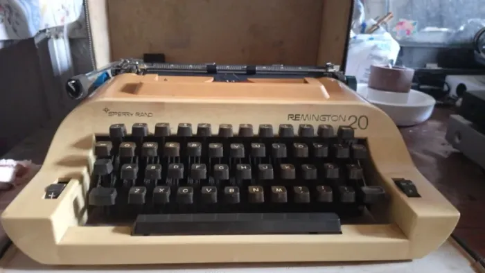 Máquina de Escrever Remington