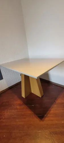 Mesa de Jantar 1,80 x 0,80 m  R$ 250