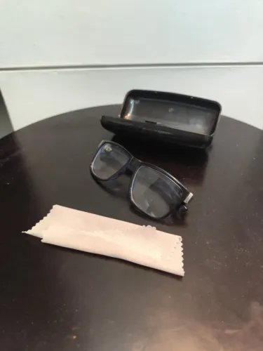 Óculos com lentes de proteção luz azul sem grau - usado