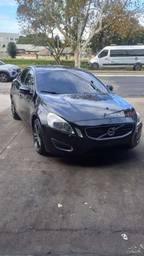 Volvo S60 T-5 2.0 240cv 4P 2011
