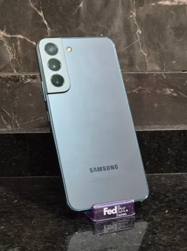 Samsung Galaxy S22 - 128GB - Impecável
