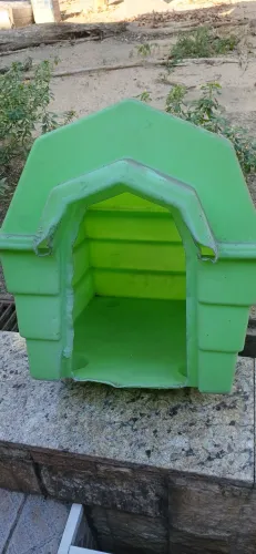 Casinha de Cachorro usada comp 52cm x alt 43cm x larg 40cm