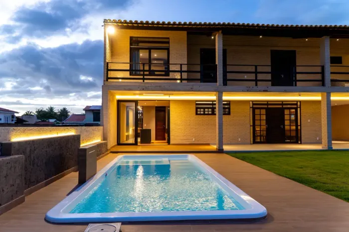 Casa Alto Padrão 7/4 - Barra Nova 