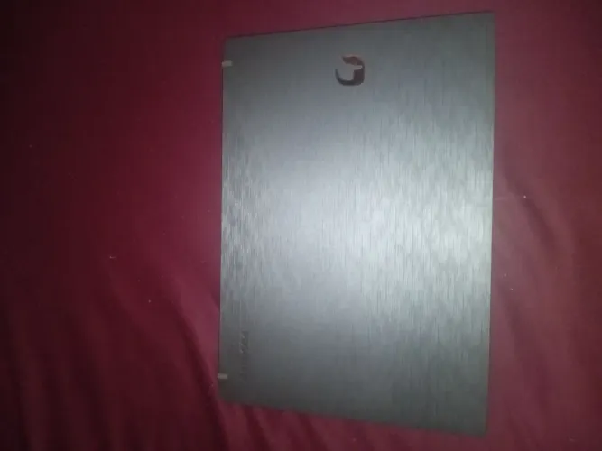 Vendo notebook marca positivo