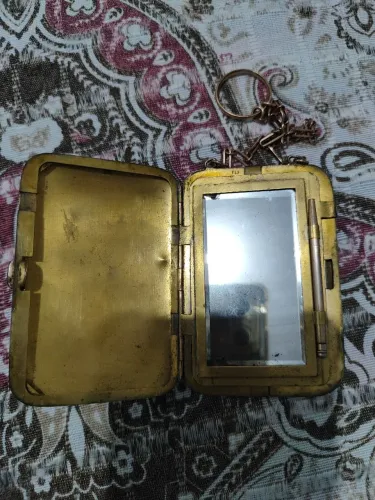 Porta maquiagem de 1910 muito antiga