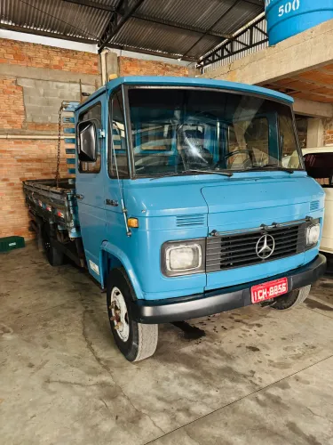 Vendo Mercedinha 608