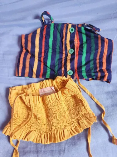 Dois croppeds infantil Fábula tamanho 2